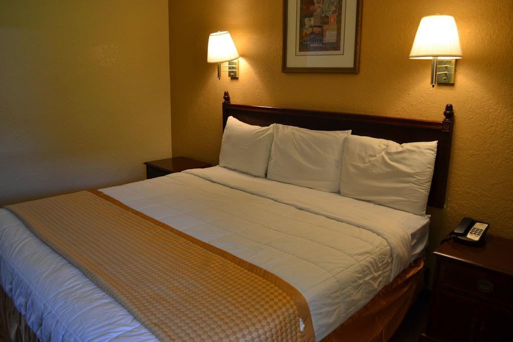 Americas Best Value Inn Smithfield Zewnętrze zdjęcie