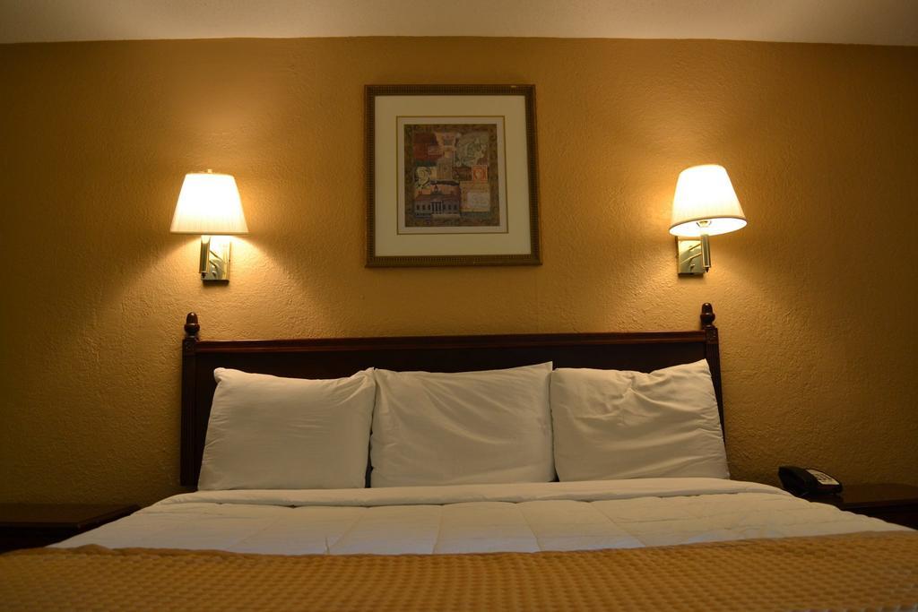 Americas Best Value Inn Smithfield Zewnętrze zdjęcie